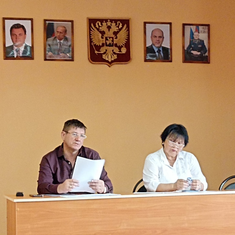 ​​​​​​​Учителя подвели итоги года.